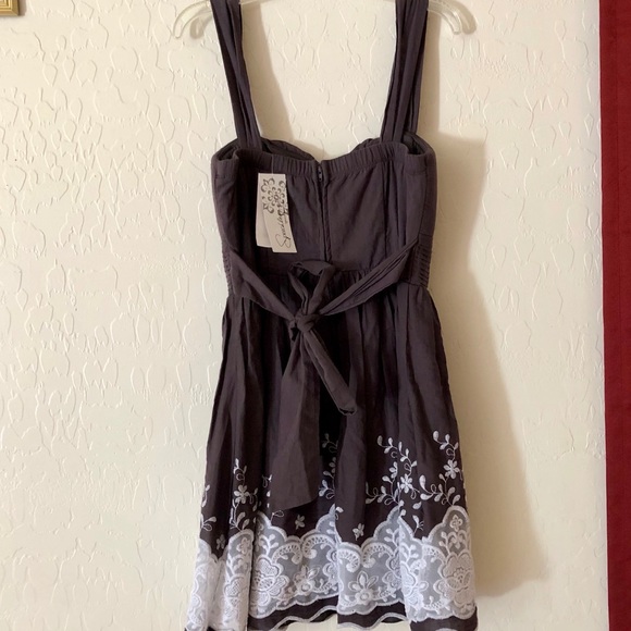 NEW Speechless gray and white Dress - Picture 5 of 7